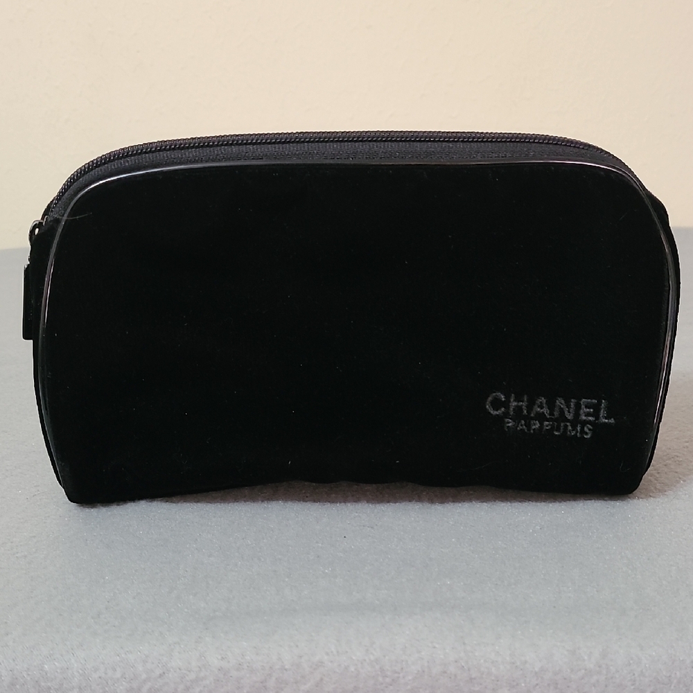 CHANEL Parfums Black Velvet Cosmetic Makeup Bag
